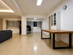 Blk 551 Jurong West Street 42 (Jurong West), HDB 5 Rooms #572618181